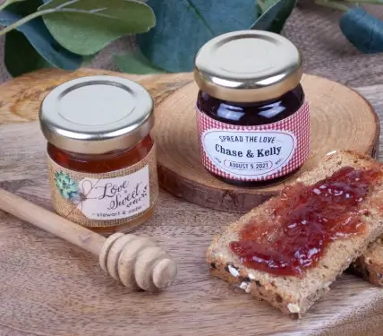 PERSONALIZED JAM AND HONEY WEDDING FAVORS